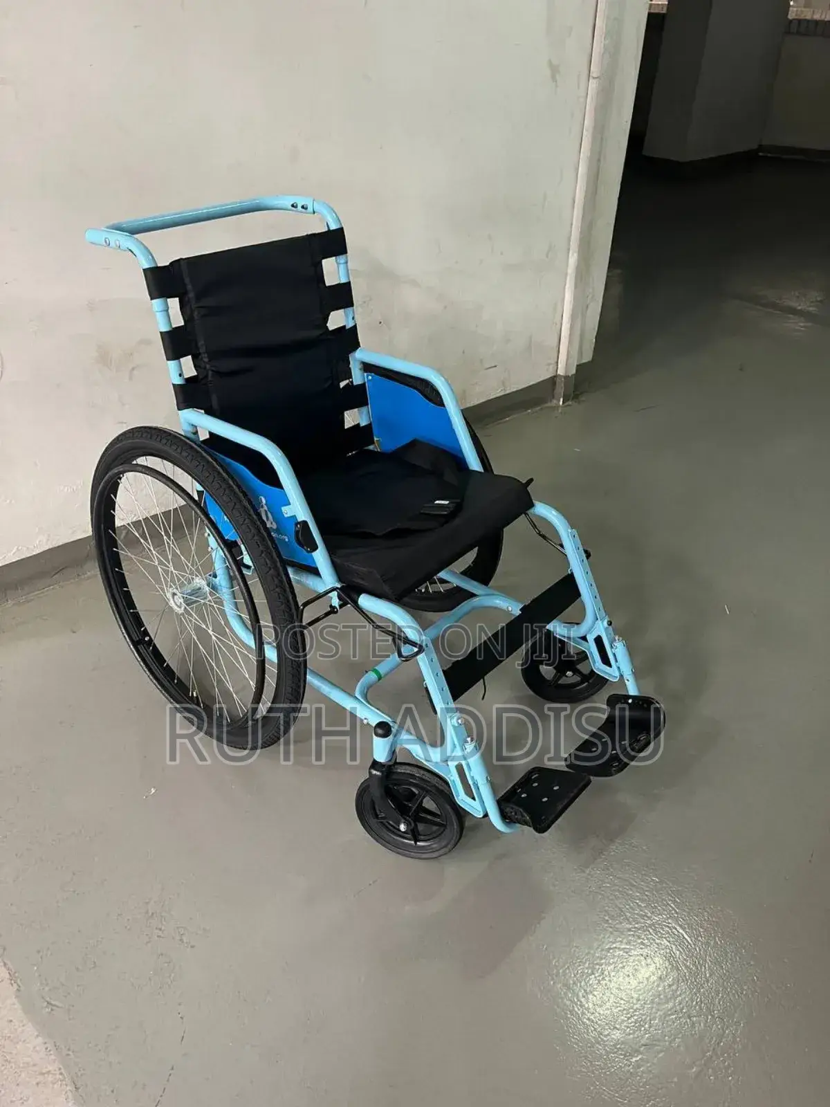 Typical Wheelchair Regular Wheelchair for Disable Ealderly