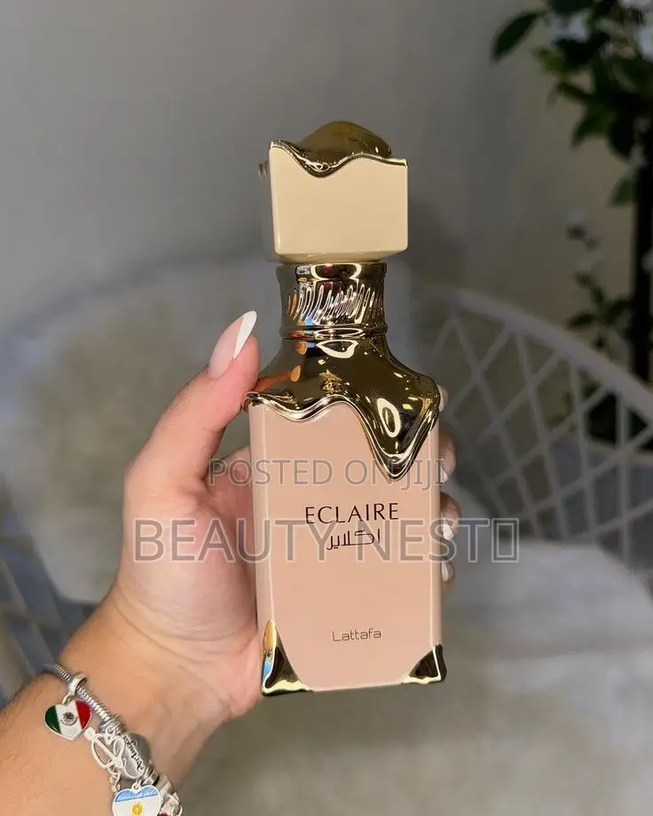 Eclaire Perfume