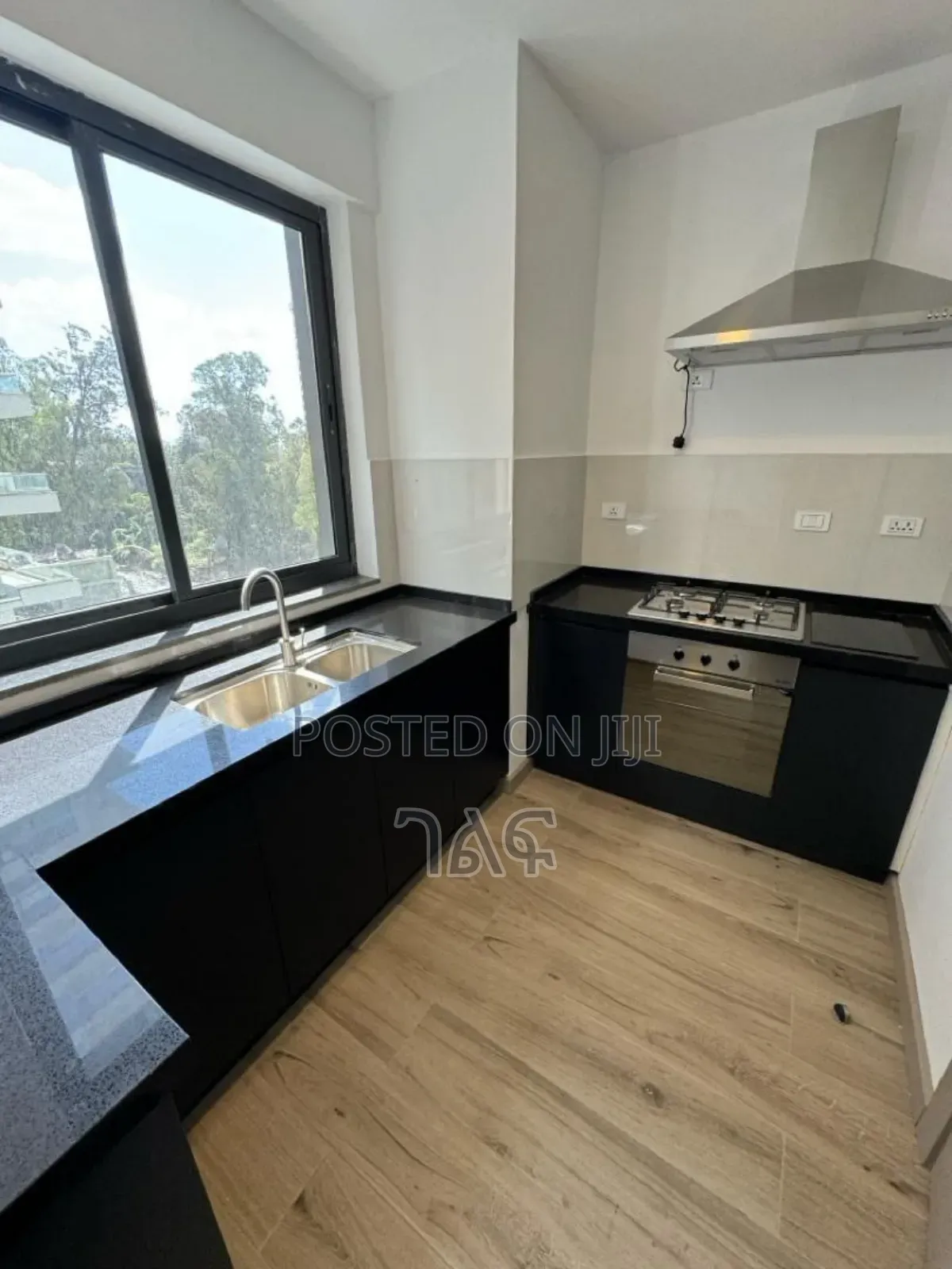 Furnished 3bdrm Apartment in Luxury Apartment for sale