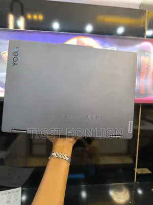 New Laptop Lenovo Yoga 7i 16GB Intel Core Ultra 7 SSD 1T