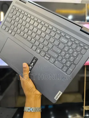 New Laptop Lenovo Yoga 7i 16GB Intel Core Ultra 7 SSD 1T