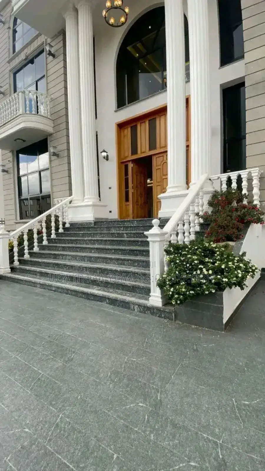 Furnished 10bdrm House in Cmc Area Inside, Yeka for sale