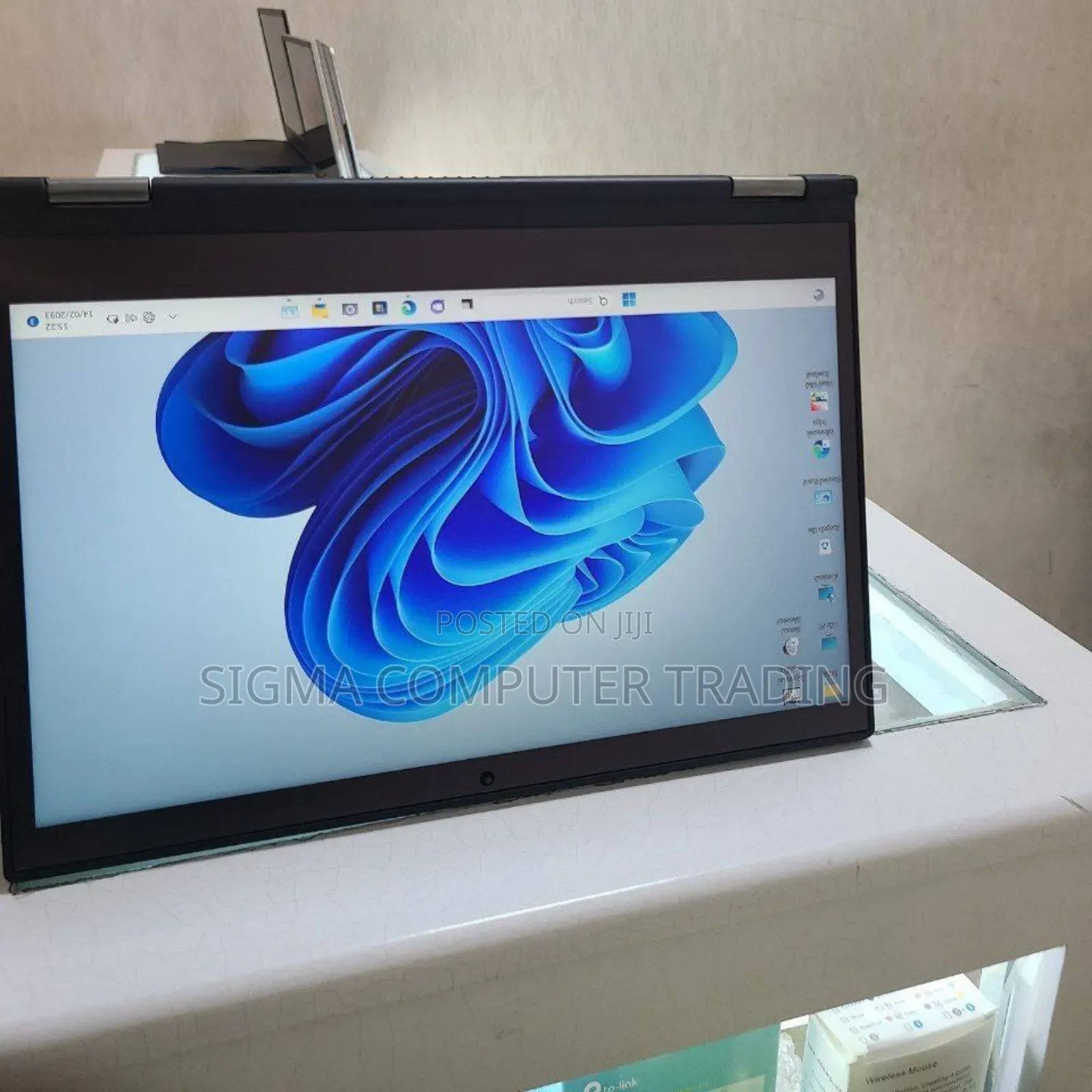 New Laptop Lenovo ThinkPad Yoga 8GB Intel Core I5 SSD 512GB