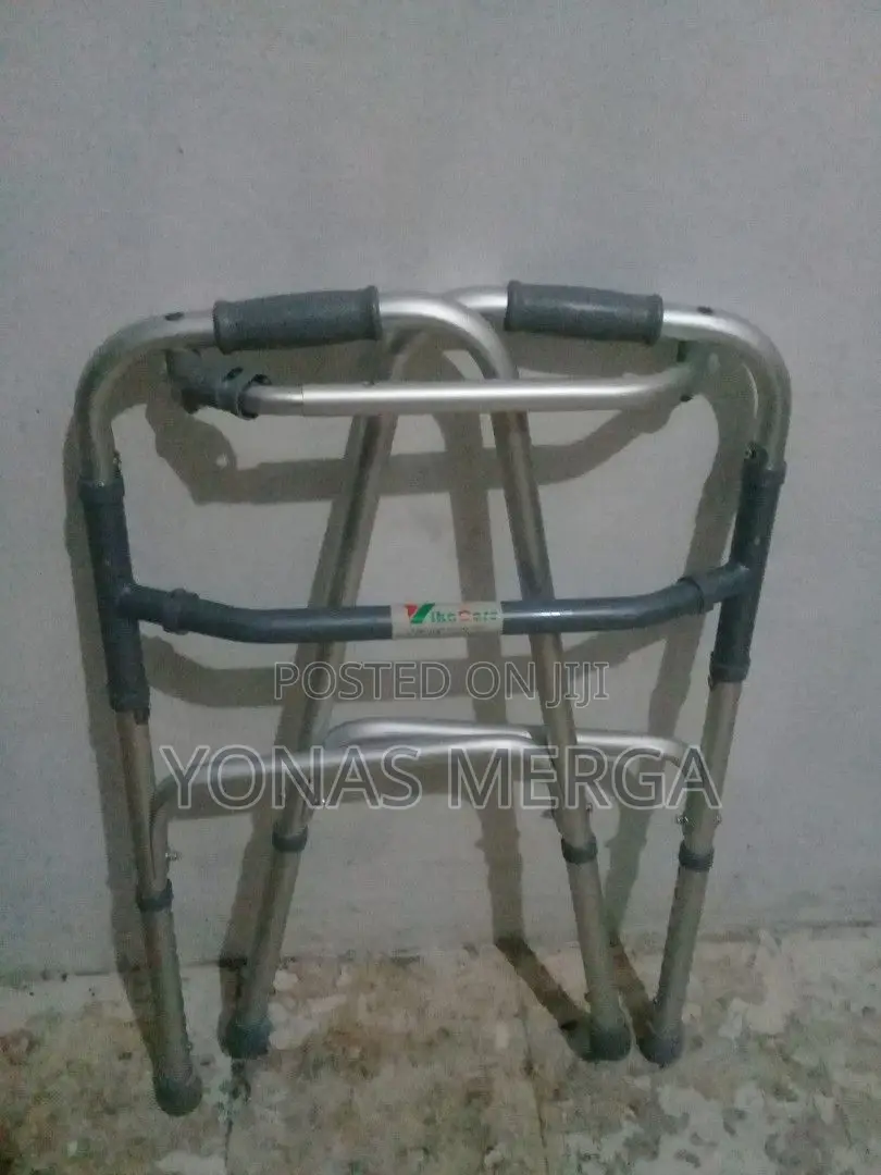Walking Stick (8 Height Adjustable : 41-51 Cm)