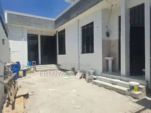 Furnished 3bdrm Villa in Akaky Kaliti for sale