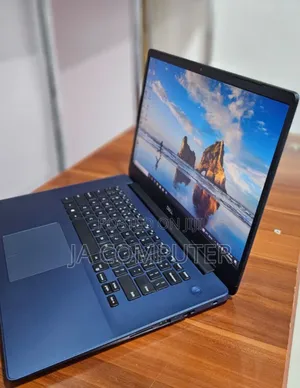 New Laptop Dell Inspiron 15 16GB Intel Core I5 SSD 512GB