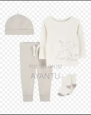 4 PCS Carters Baby Cloth Sets