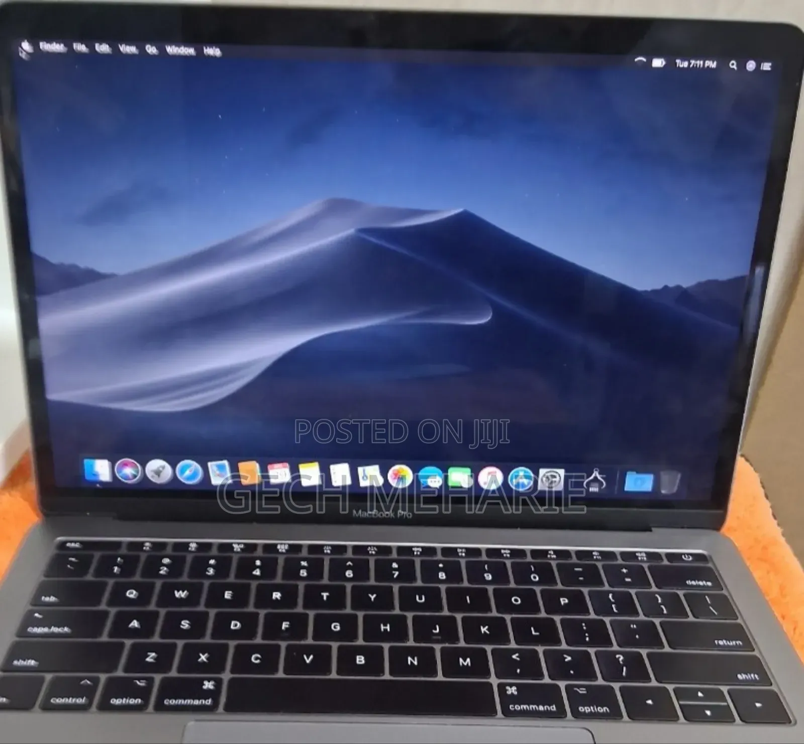 New Laptop Apple MacBook Pro 2017 16GB Intel Core I5 SSD 256GB
