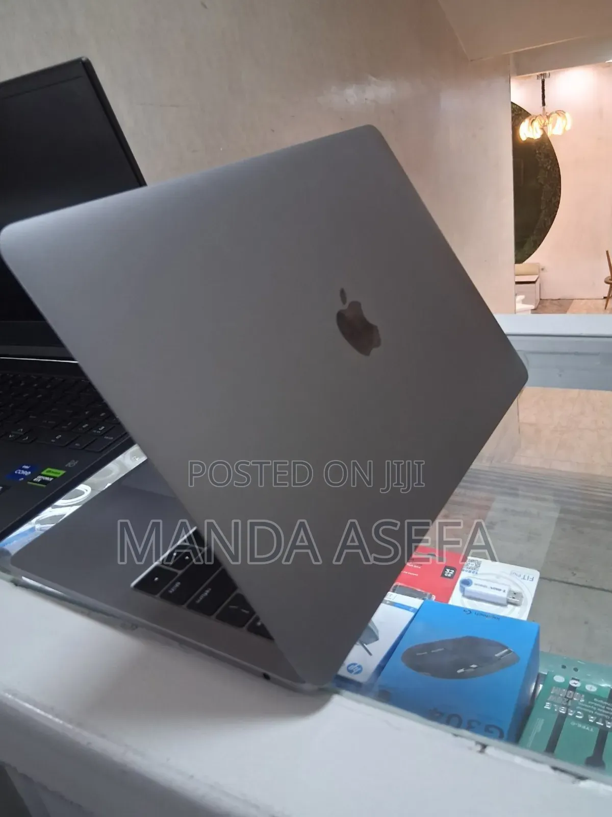 New Laptop Apple MacBook Pro 2017 16GB Intel Core I5 SSD 256GB