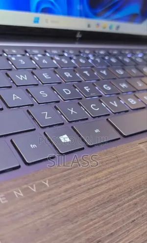 New Laptop HP Envy x360 16GB Intel Core i7 SSD 1T