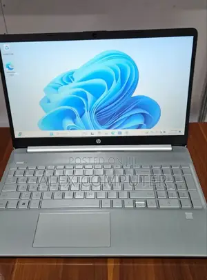 New Laptop HP Pavilion 15 8GB Intel Core I7 SSD 512GB