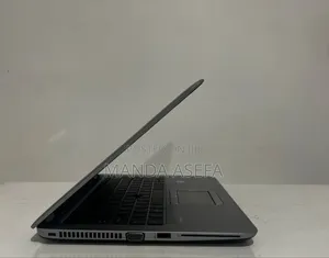 New Laptop HP EliteBook 820 G3 8GB Intel Core I5 SSD 256GB