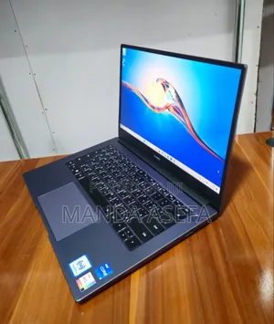 New Laptop Huawei MateBook 13 WRT-W29E 8GB Intel Core I5 SSD 512GB