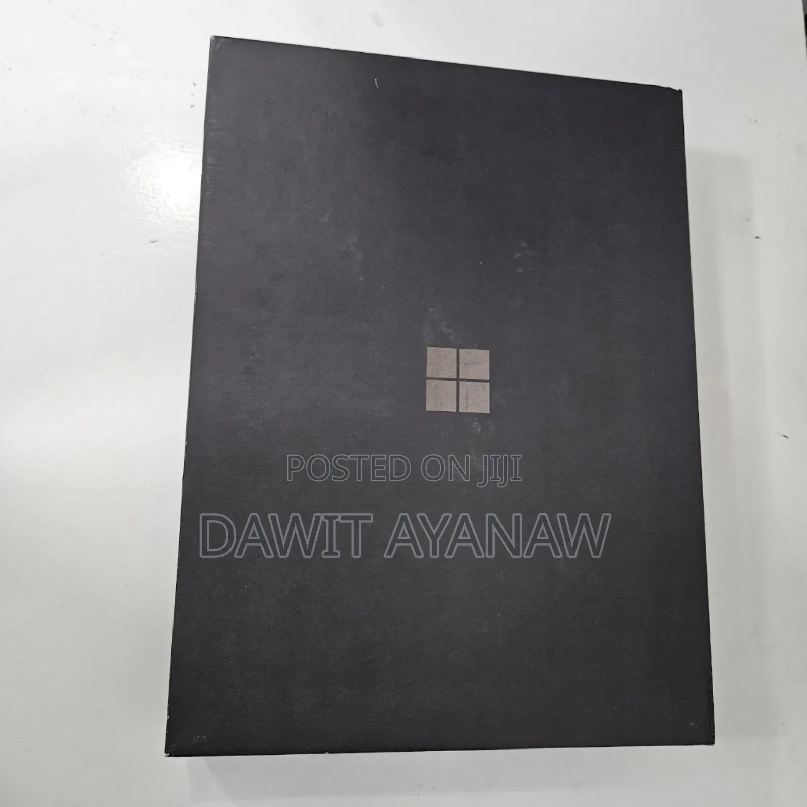 New Microsoft Surface Pro 11th Edition, a Copilot+ PC 16GB SSD 512GB