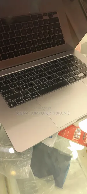 New Laptop Apple MacBook Air 2024 M3 15-Inch 8GB Apple M3 SSD 256GB