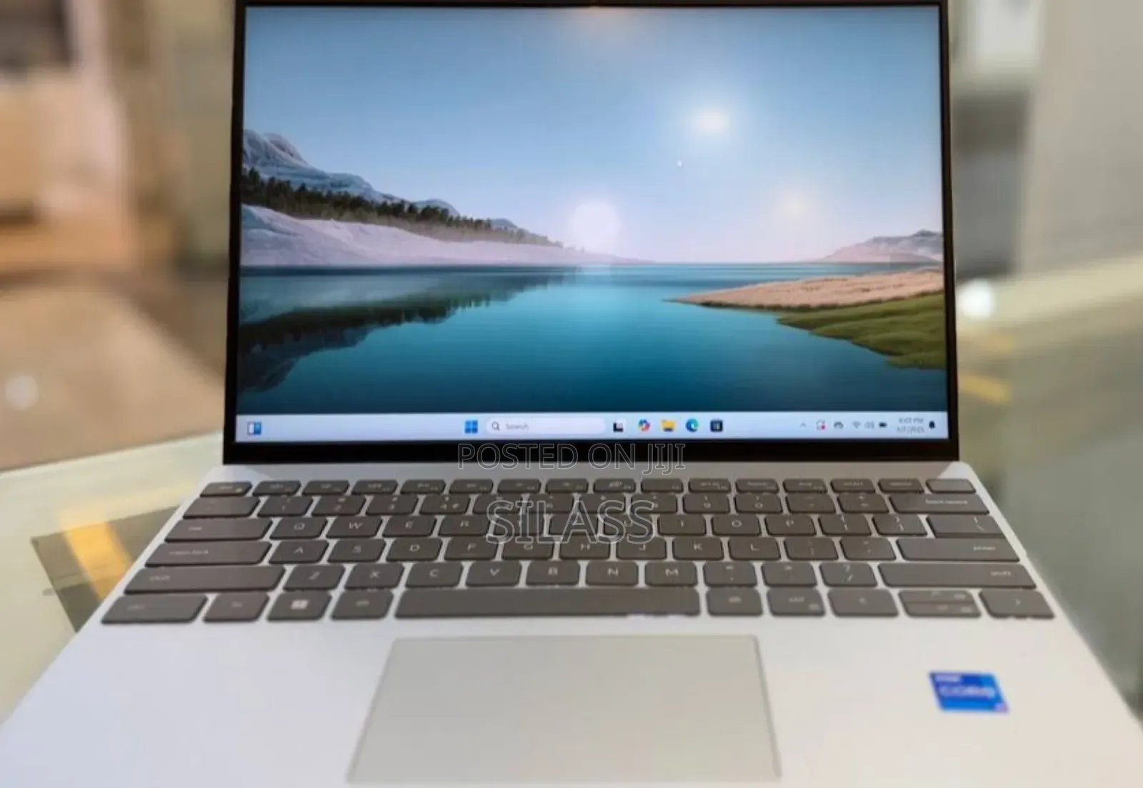 New Laptop Dell Inspiron 13 1318 16GB Intel Core i7 SSD 512GB