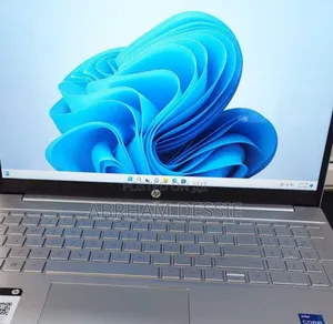 New Laptop HP Pavilion 15 8GB Intel Core I7 SSD 1T