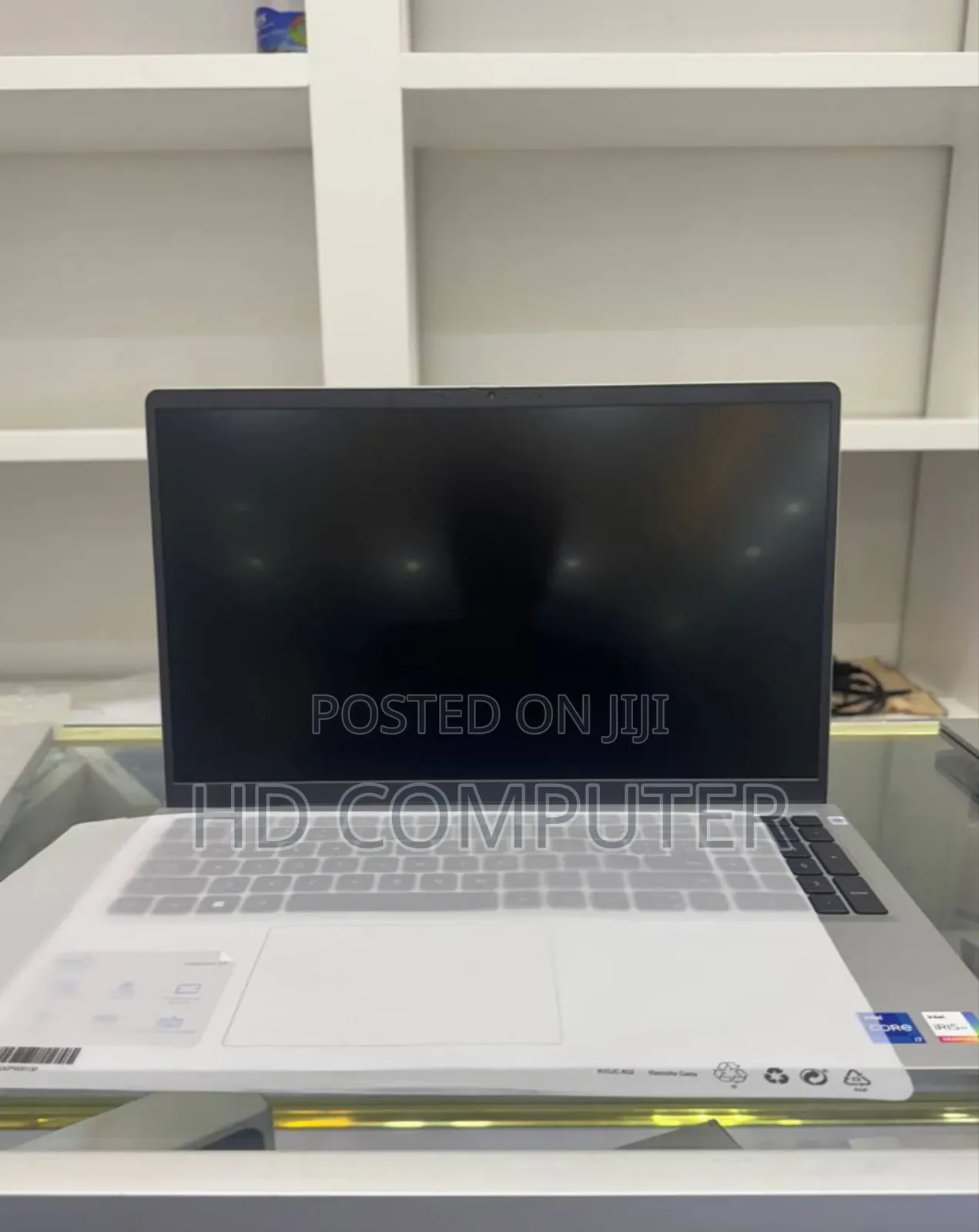 New Laptop Dell Inspiron 15 16GB Intel Core I7 SSD 1T