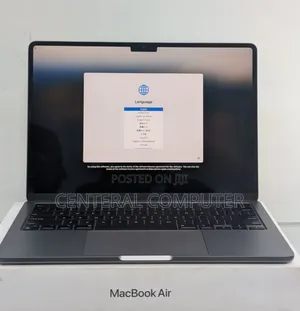 New Laptop Apple MacBook Air 2024 M3 16GB Apple M3 SSD 256GB