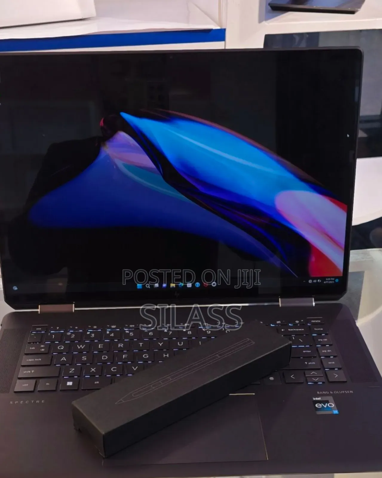 New Laptop HP Spectre X360 16GB Intel Core i7 SSD 1T