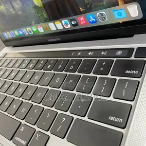 New Laptop Apple MacBook Pro 2021 M1 8GB Apple M1 SSD 256GB