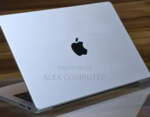 New Laptop Apple MacBook Pro 2023 M3 14-Inch 8GB Apple M3 Pro SSD 512GB