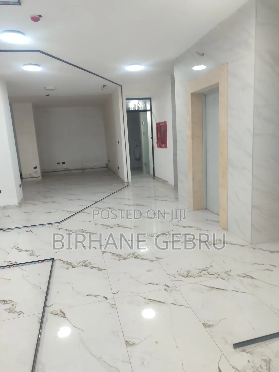 Complex Apartiment Rent for Business or Office