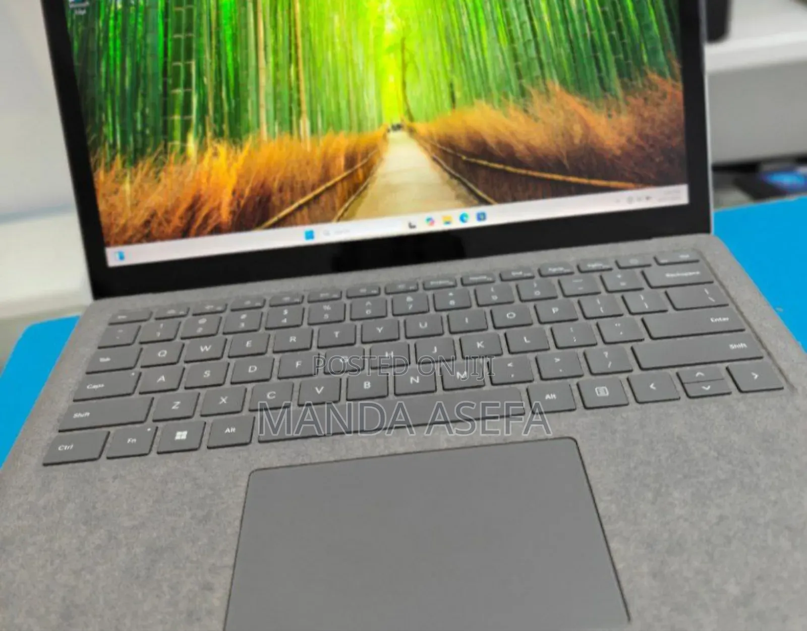 New Laptop Microsoft Surface 16GB Intel Core I7 SSD 512GB
