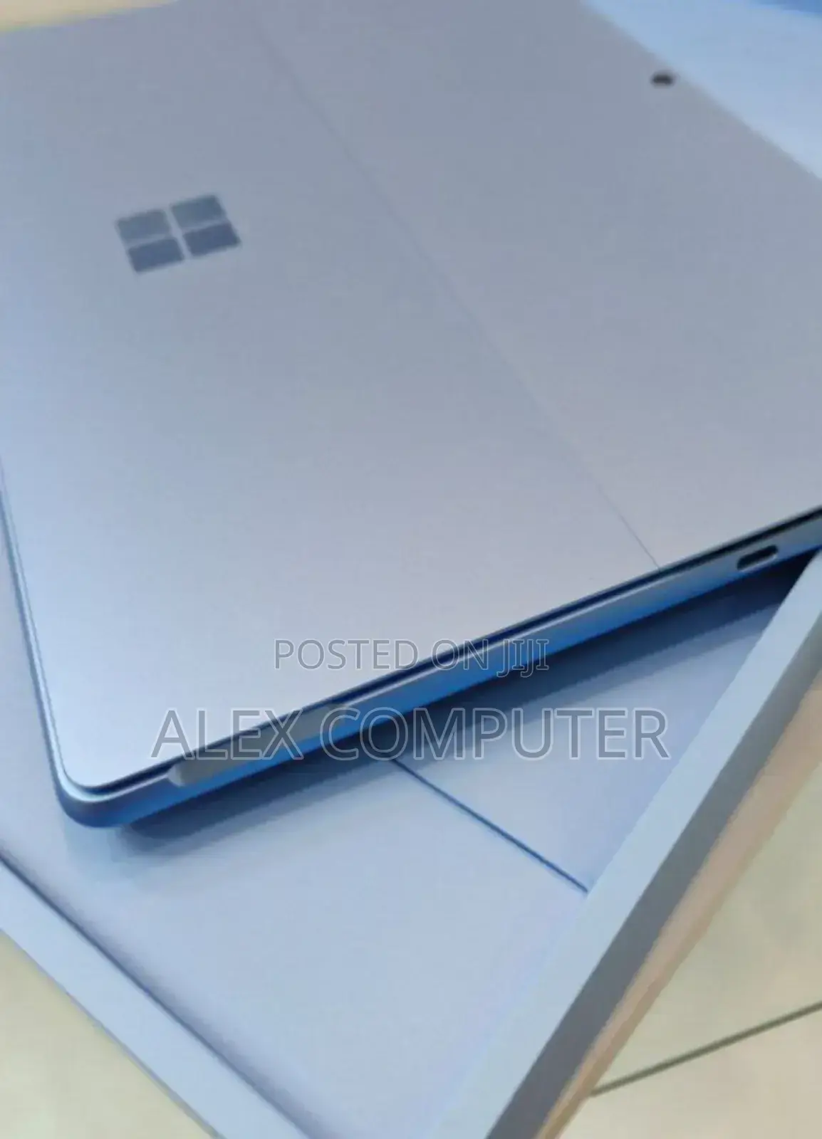 New Microsoft Surface Pro 11th Edition, a Copilot+ PC 16GB SSD 512GB
