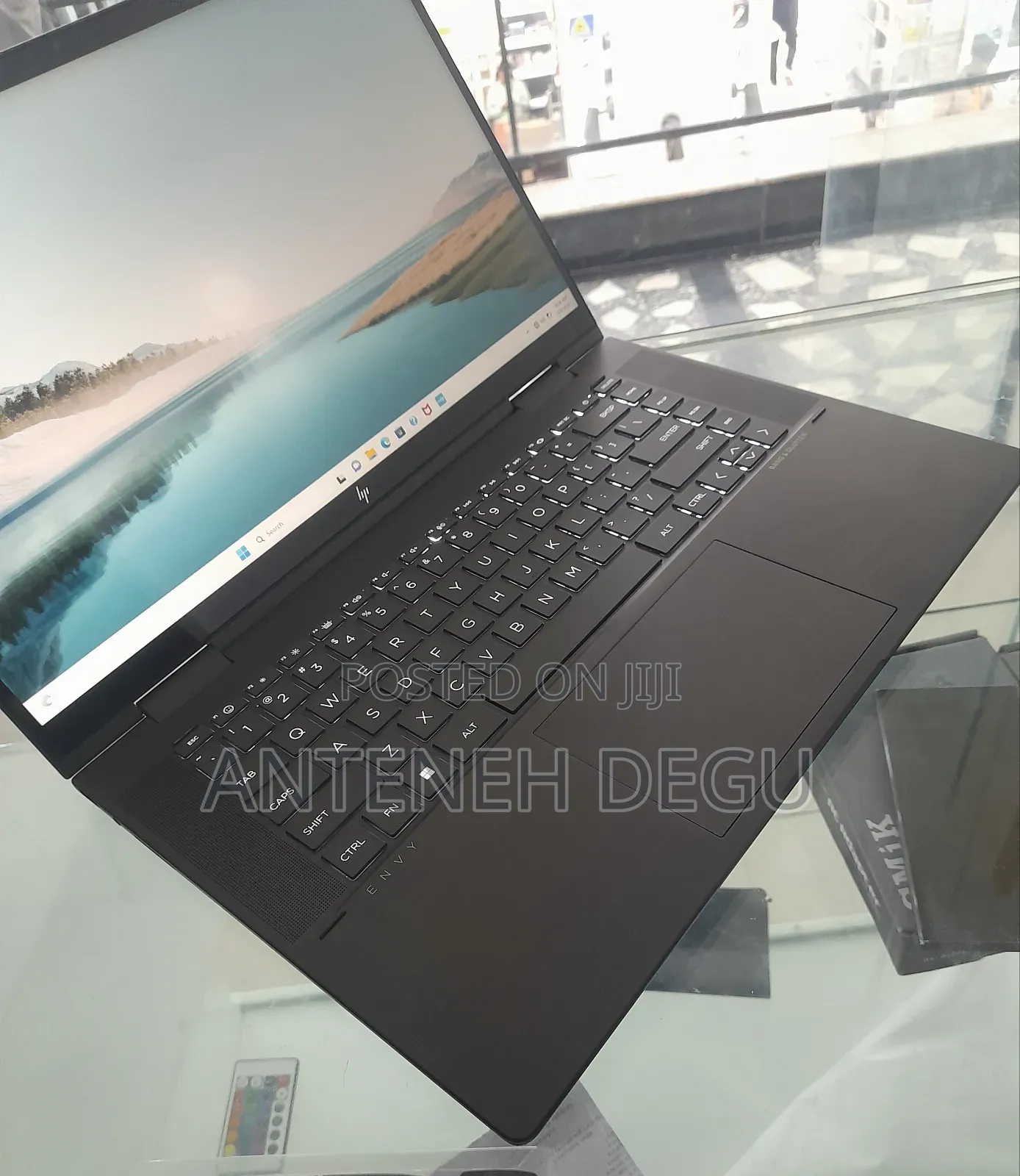 New Laptop HP Envy X360 16GB AMD Ryzen 7 SSD 512GB