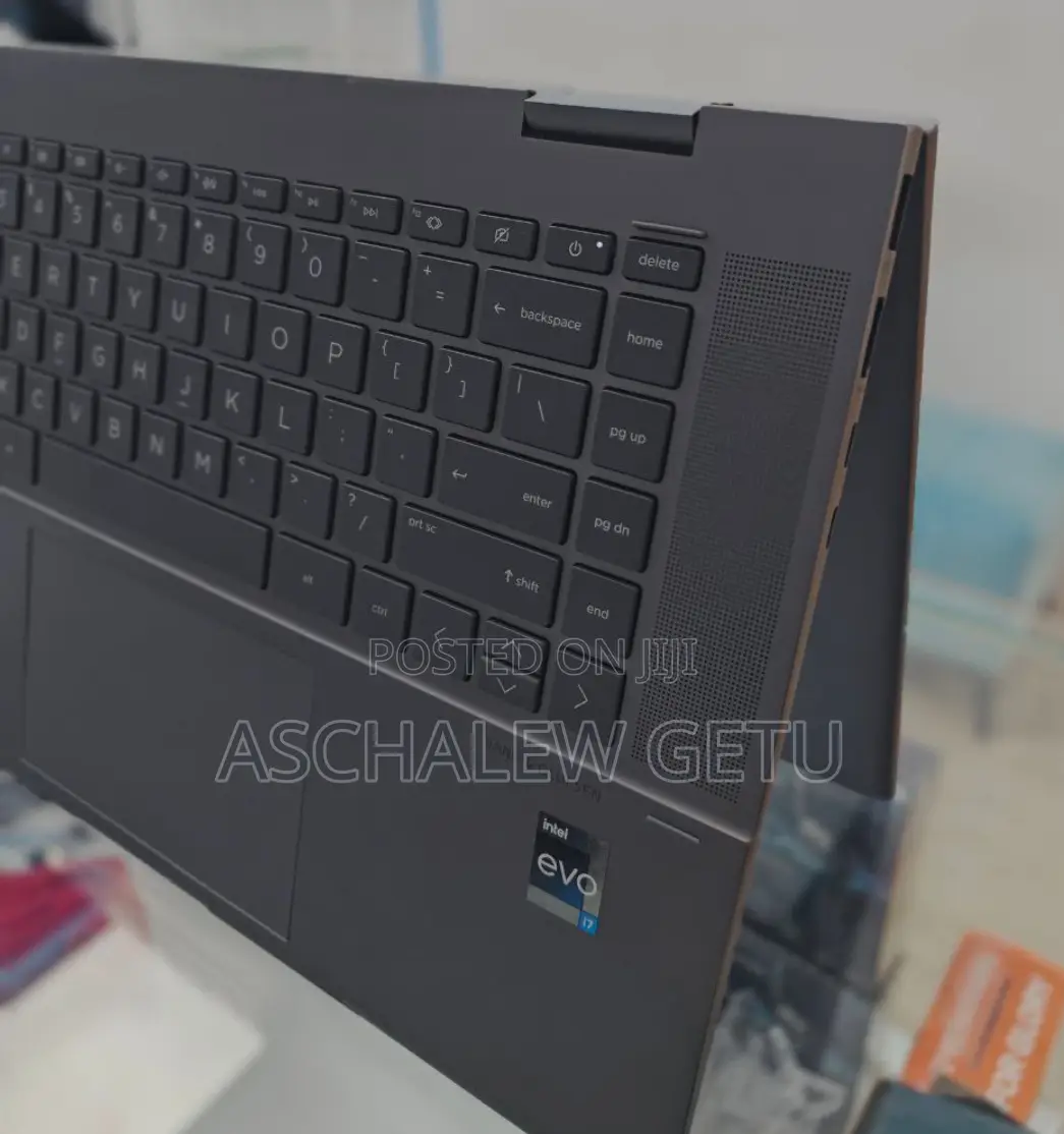 New Laptop HP Envy X360 16GB Intel Core I7 SSD 1T
