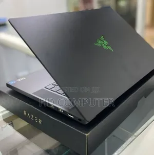 New Laptop Razer Blade 32GB Intel Core I7 SSD 1T