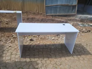 Simpe Study Table