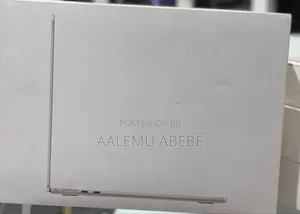 New Laptop Apple MacBook Air 16GB Apple M4 SSD 256GB