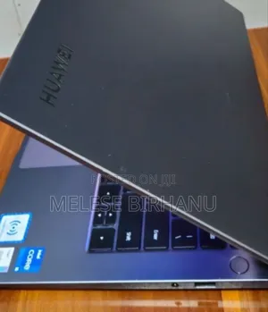 New Laptop Huawei MateBook 13 WRT-W19E 8GB Intel Core I5 SSD 512GB