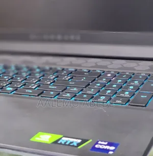 New Laptop Alienware M17x R2 16GB Intel Core I9 SSD 1T