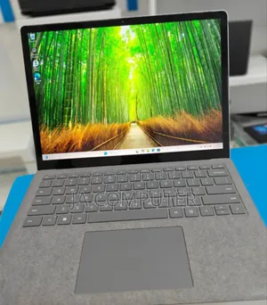 New Laptop Microsoft Surface 16GB Intel Core I7 SSD 512GB