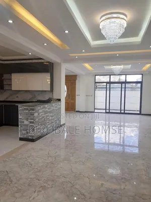 7bdrm Villa in Bole for sale