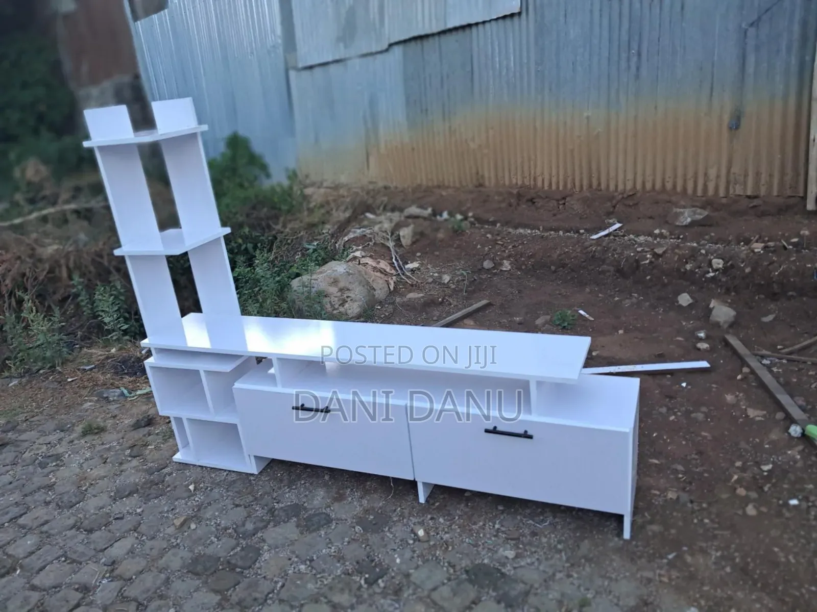 Simple Tv Stand