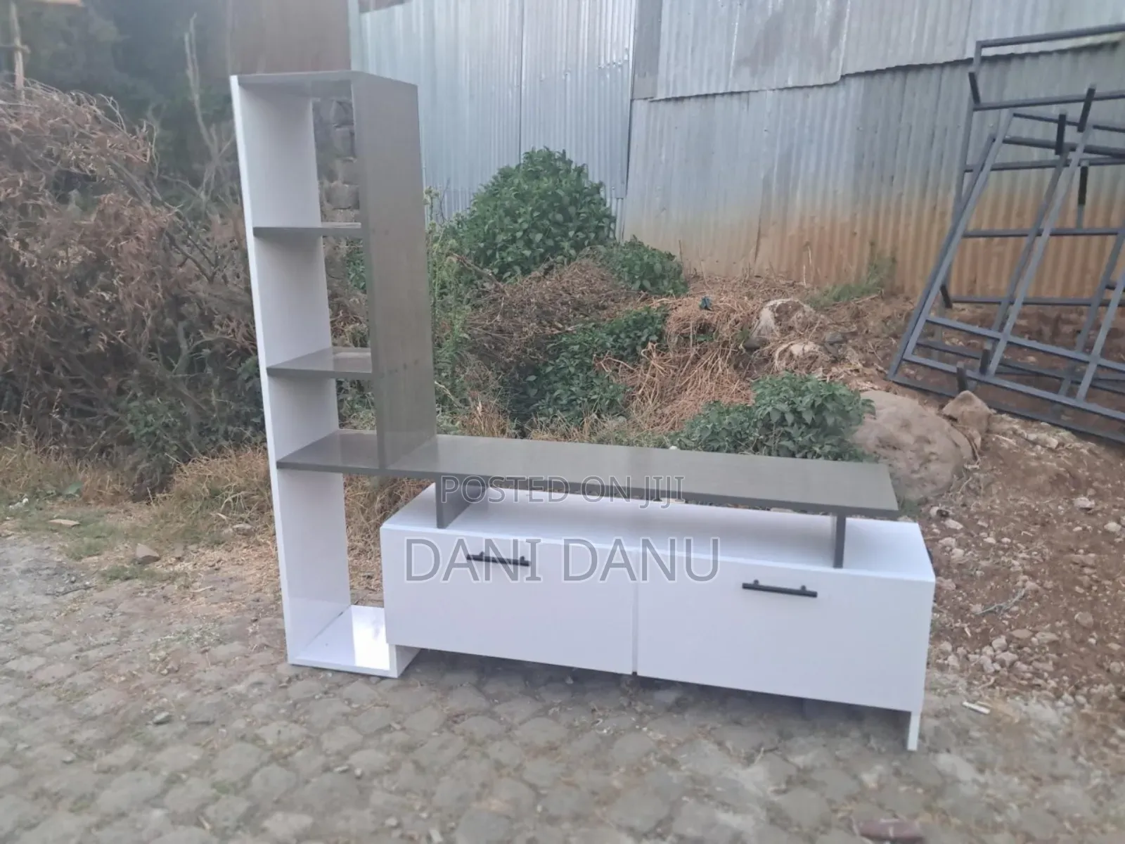 Simple Tv Stand