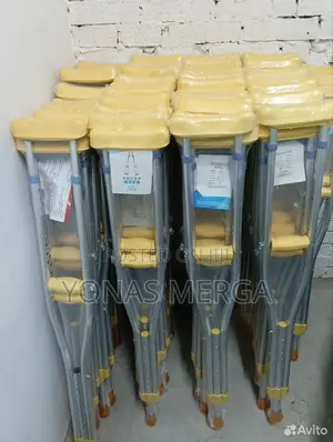 Pair of Underarm Crutches፫鬆brand: Olely Stick Adult Crutches