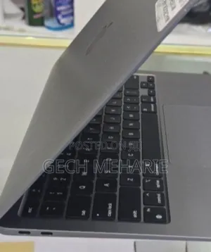 New Laptop Apple MacBook Air 2020 M1 8GB Apple M1 SSD 256GB