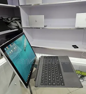 New Laptop Microsoft Surface Pro 7 8GB Intel Core I5 SSD 256GB