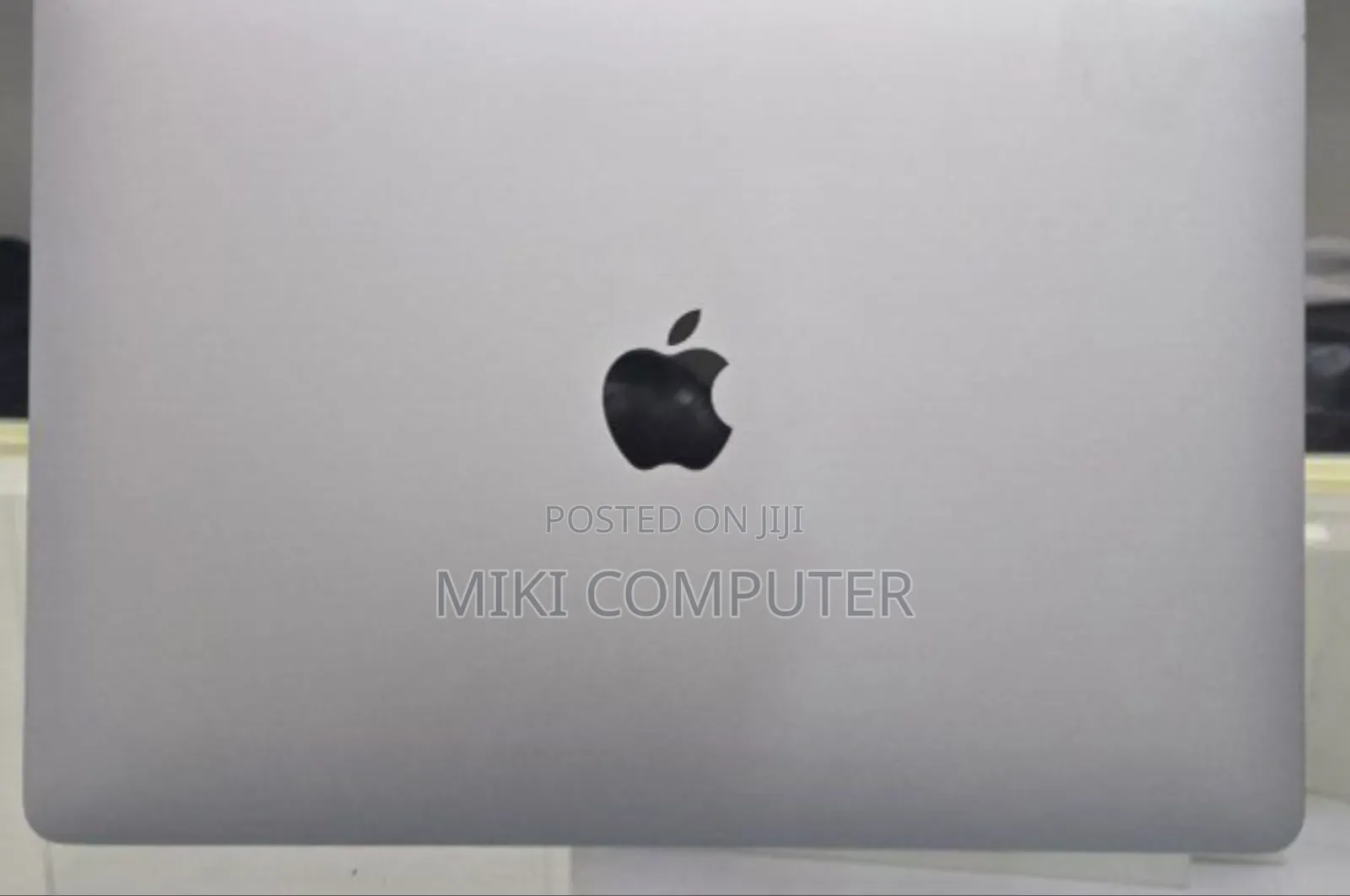 New Laptop Apple MacBook Air 2020 8GB Intel SSD 256GB