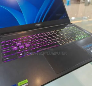 New Laptop MSI Cyborg 15 16GB Intel Core Ultra 7 SSD 1T