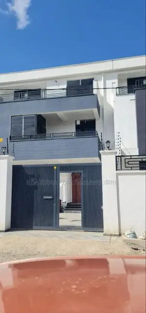 Furnished 7bdrm House in Ayat Area Inside, Yeka for sale