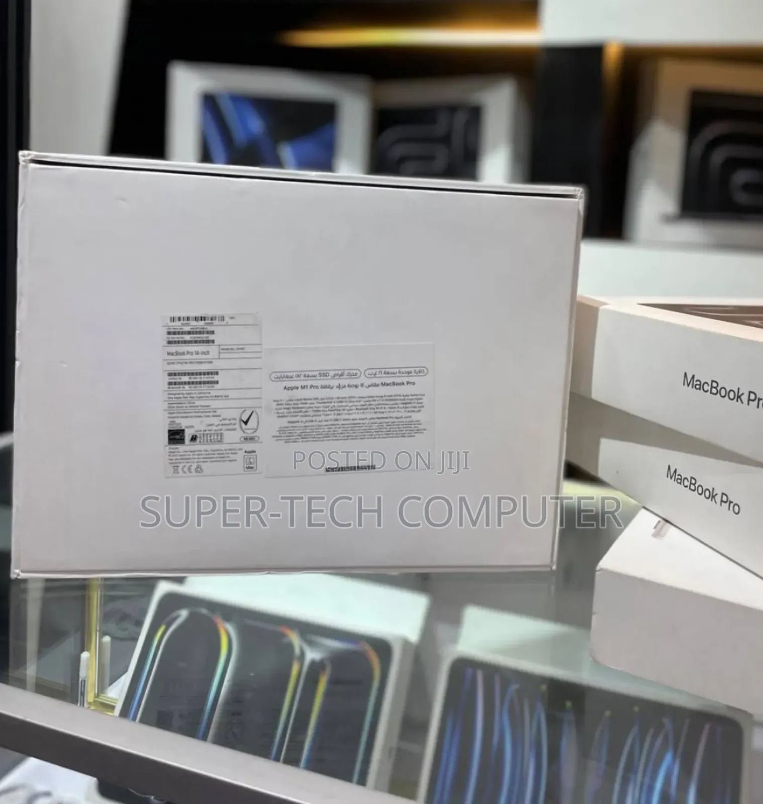 New Laptop Apple MacBook Pro 2021 M1 16GB Apple M1 Pro SSD 512GB