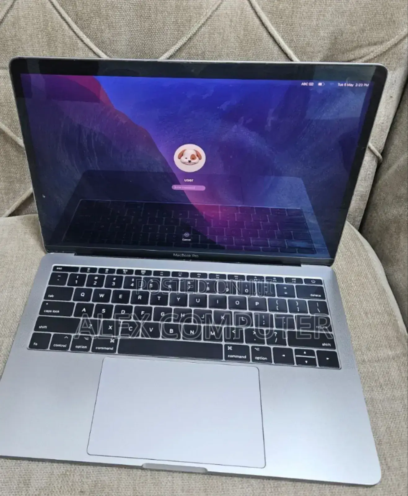 New Laptop Apple MacBook Pro 2017 16GB Intel Core I5 SSD 256GB