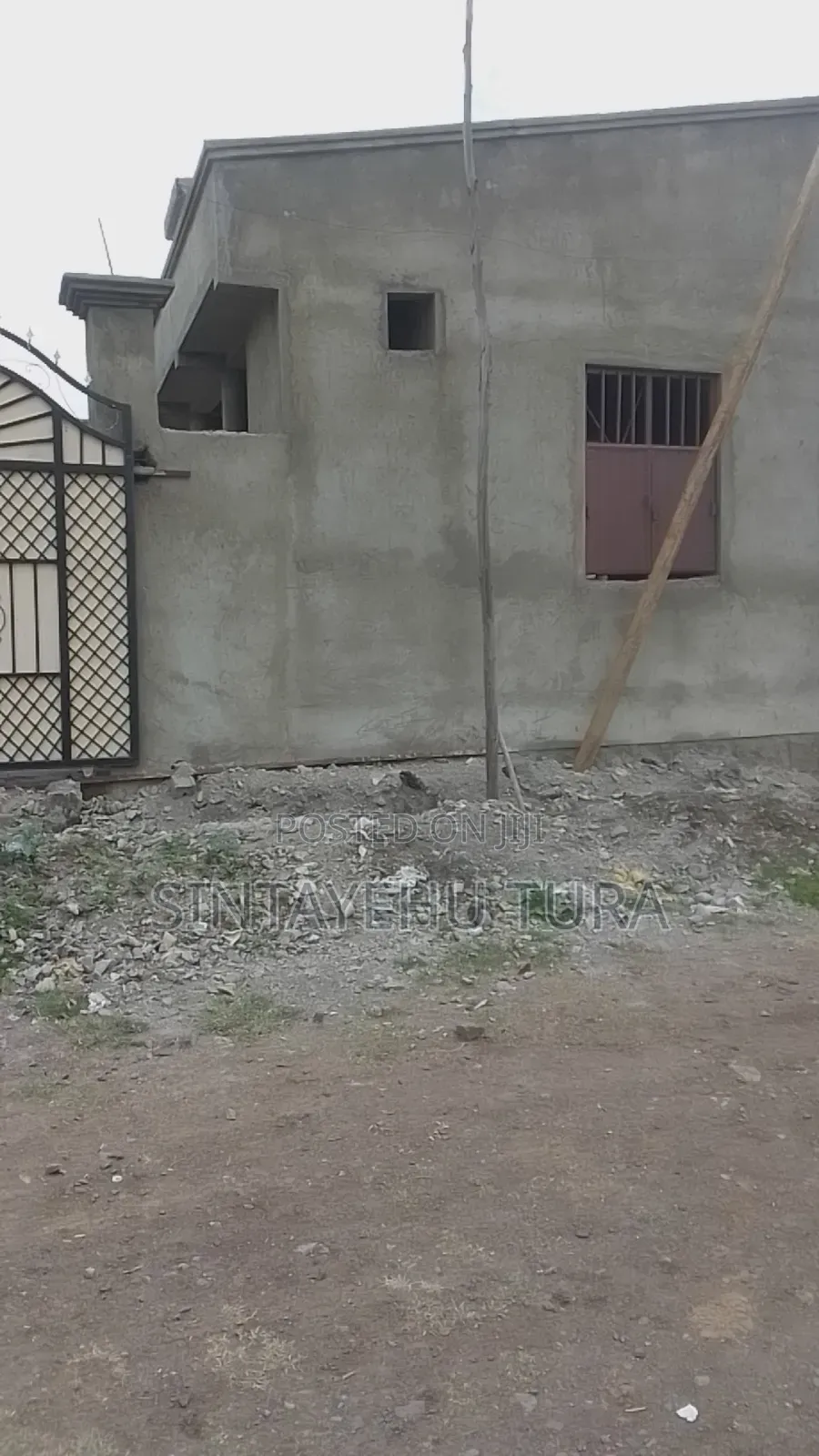 7bdrm House in Oromia-Finfinne for sale