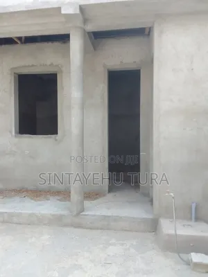 7bdrm House in Oromia-Finfinne for sale
